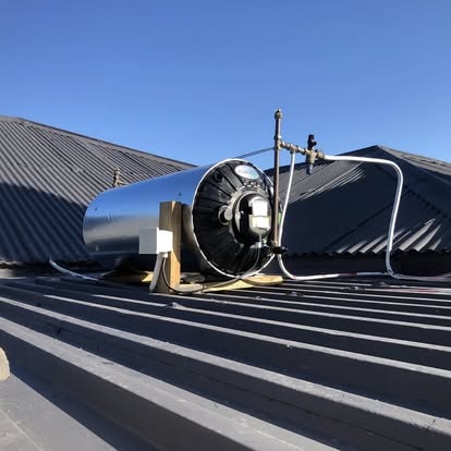 Geyser installed on roof, Wellington